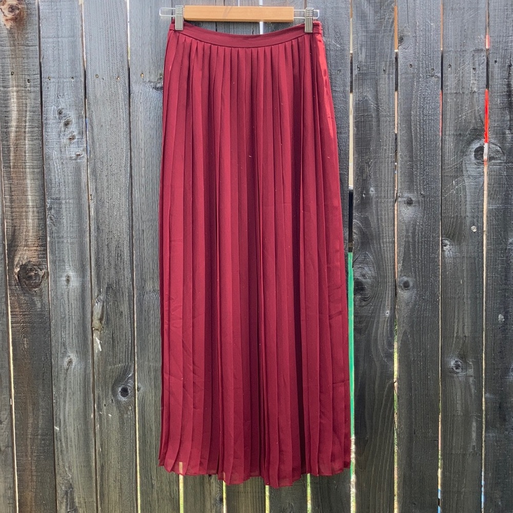 Like-new UO burgundy pleated maxi skirt